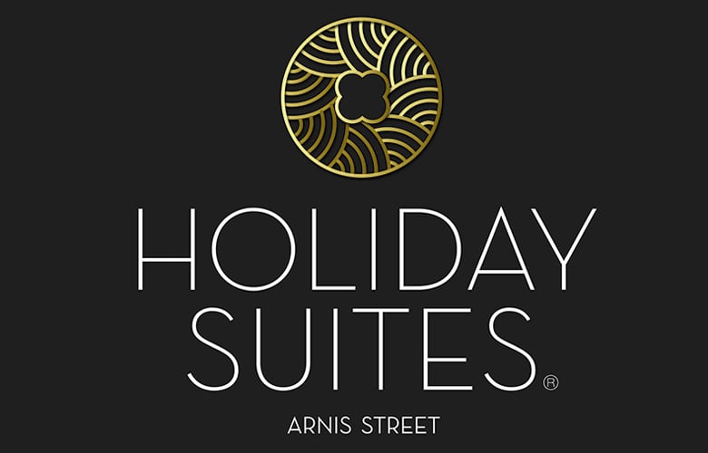 Άνοιξε και πάλι τις πύλες του το ξενοδοχείο Holiday Suites Arnis Street στην Αθήνα