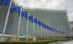 Le Soir: Ένα «Russiagate» πλανάται πάνω από το Ευρωπαϊκό Κοινοβούλιο δύο μήνες πριν από τις εκλογές
