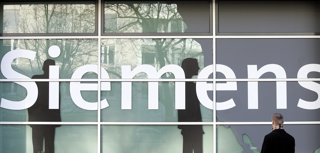 Πρώην μάνατζερ της Siemens έβαλε χέρι σε μαύρα ταμεία
