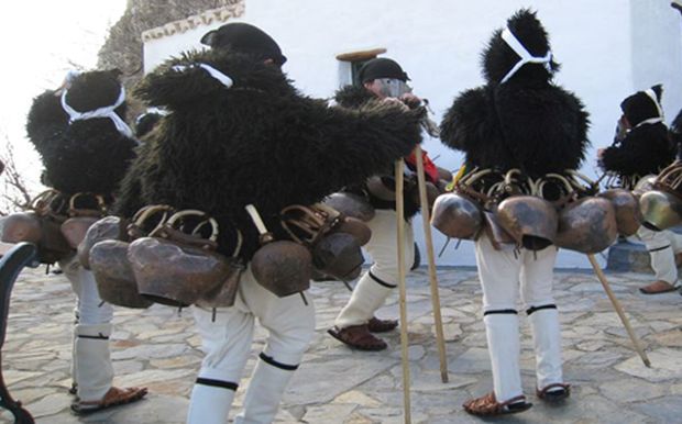 Αποκριές: Πώς γιορτάζονται στις Ελληνικές πόλεις – News.gr