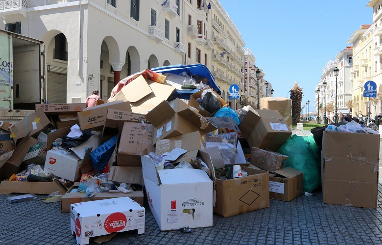 Απεργία ΟΤΑ: Αντιμέτωποι με κακούργημα όσοι δεν μαζεύουν σκουπίδια