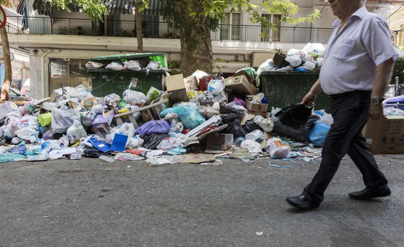 Σκουρλέτης: Μελετάμε αλλαγή του νόμου Ραγκούση για σκουπίδια και ιδιώτες