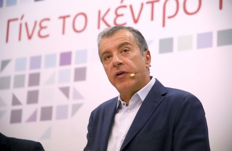 Θεοδωράκης: Το πιο πιθανό είναι οι εκλογές να γίνουν 3 και 10 Δεκεμβρίου