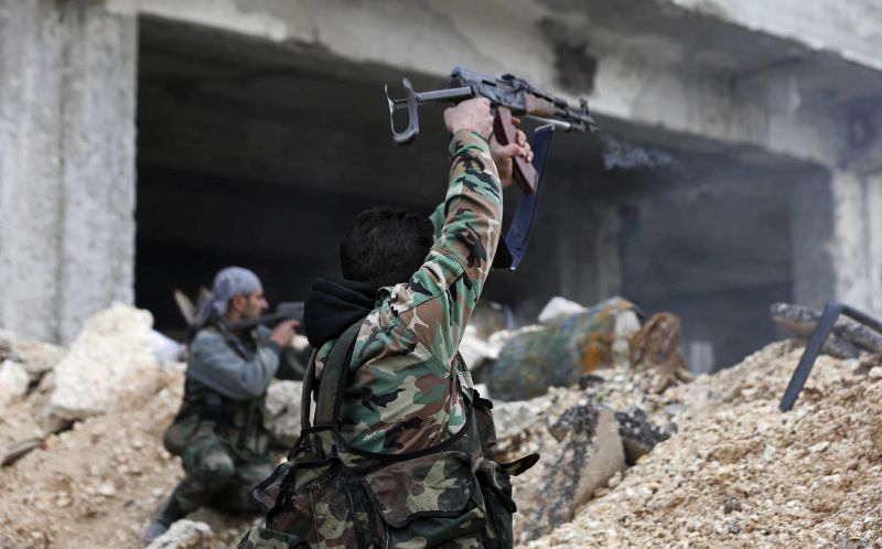 Προελεύνει ο συριακός στρατός, στρίμωξε τους τζιχαντιστές πέρα από τον Ευφράτη