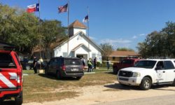 Τουλάχιστον 27 νεκροί από πυροβολισμούς σε εκκλησία στο Τέξας