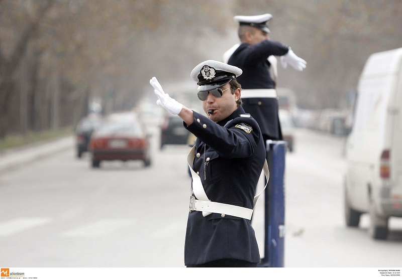 Η οικονομική κρίση περιόρισε τα τροχαία στην Ελλάδα