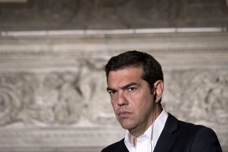 «Η Ελλάδα η πρώτη χώρα της ΕΕ που κατέρρευσε το κομματικό σύστημα»