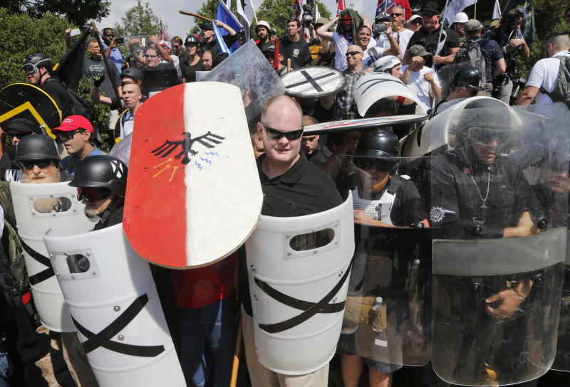 «Καζάνι που βράζει» το Σάρλοτσβιλ – Νέες διαδηλώσεις σχεδιάζουν οι λευκοί εθνικιστές