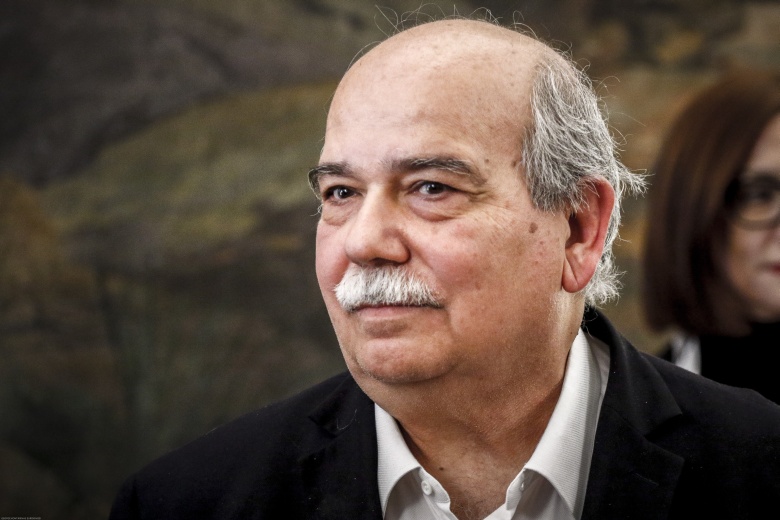 Στους Έλληνες στρατιωτικούς στις φυλακές Αδριανούπολης ο Βούτσης