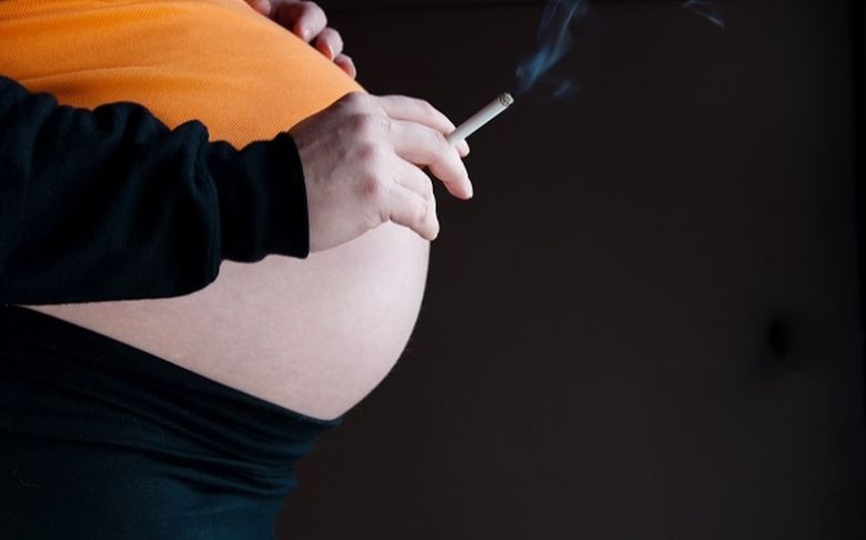 Κίνδυνος να γεννήσουν υπερκινητικά παιδιά οι γυναίκες που καπνίζουν στην εγκυμοσύνη
