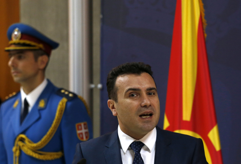 Ζάεφ: Ο Τσίπρας θέλει να βρεθεί λύση, ο Κοτζιάς προσπαθεί