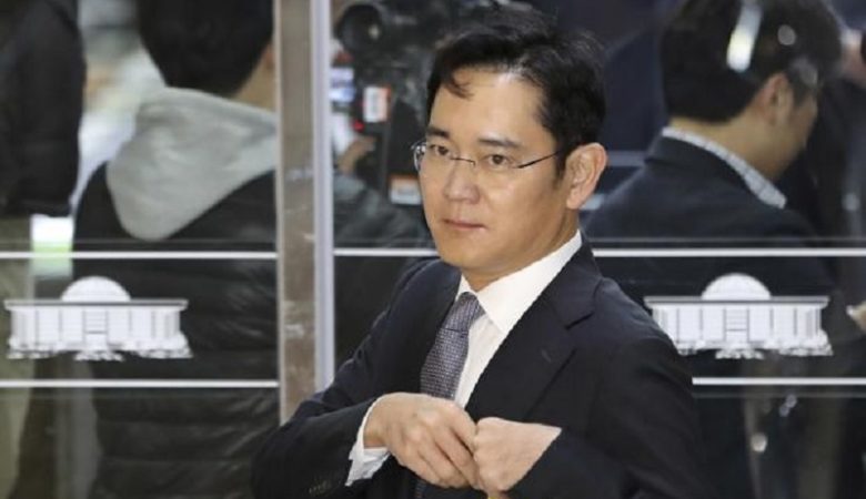 Αποφυλακίστηκε ο μοναδικός κληρονόμος της Samsung