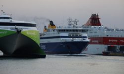 Κανονικά πραγματοποιούνται τα δρομολόγια των πλοίων