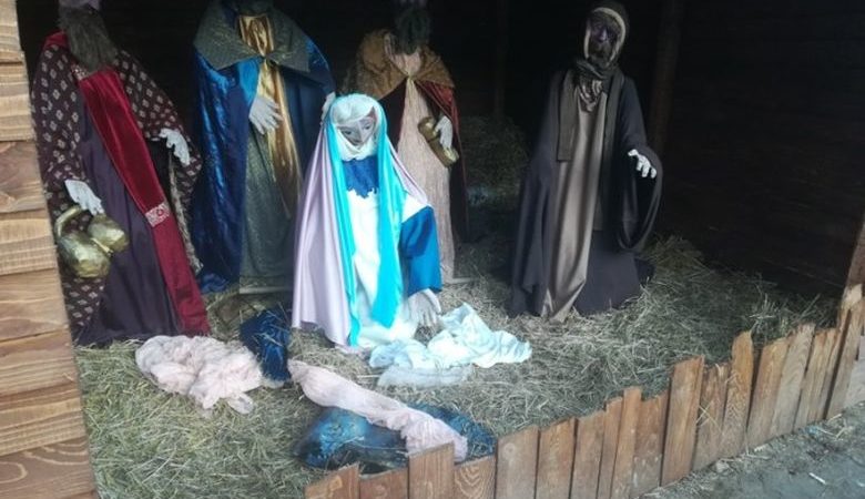 Έκλεψαν το θείο βρέφος από την χριστουγεννιάτικη φάτνη στη Λάρισα