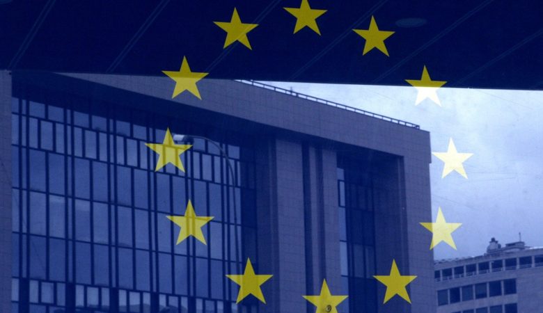 H ΕΕ υιοθέτησε το 10ο πακέτο κυρώσεων σε βάρος της Ρωσίας