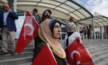 «Όλο και περισσότεροι Τούρκοι ζητούν άσυλο στην Ελλάδα»