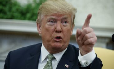 Ο Τραμπ προτείνει να «σπάσει» στα δύο η NAFTA