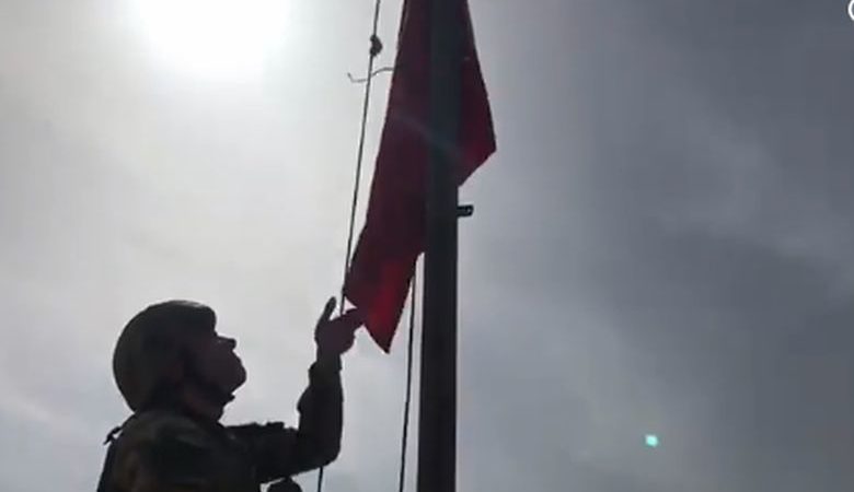 Ύψωσαν την τουρκική σημαία στο κέντρο της Αφρίν-Υπό τον έλεγχο μας, λέει ο Ερντογάν