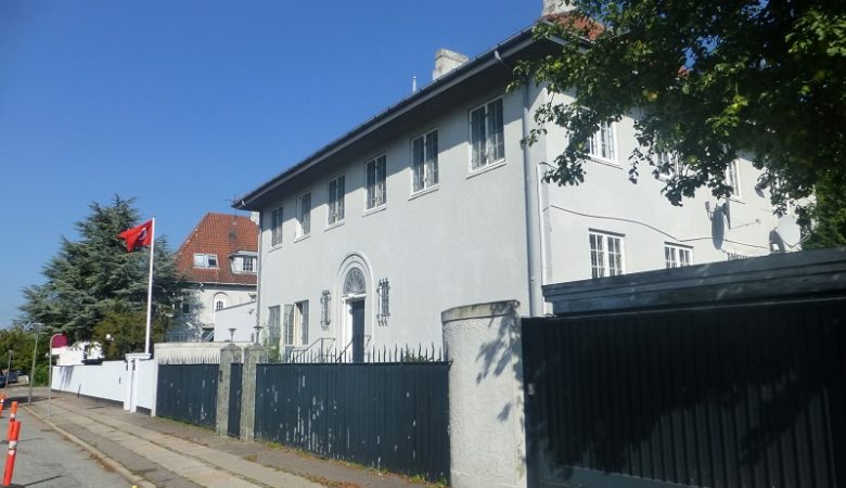 Επίθεση με μολότοφ στην τουρκική πρεσβεία στη Δανία