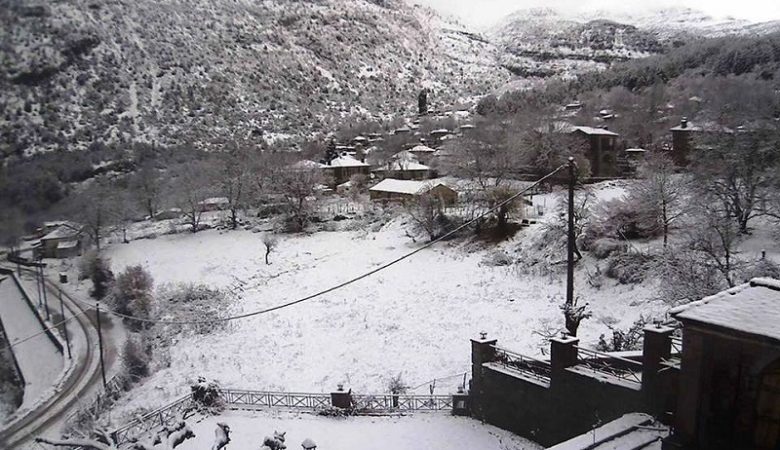 Σε ποιες περιοχές της Ελλάδας χιονίζει σήμερα