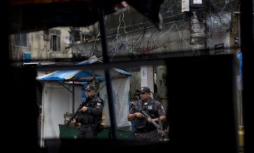 Οκτώ νεκροί από έφοδο στη μεγαλύτερη φαβέλα στο Ρίο