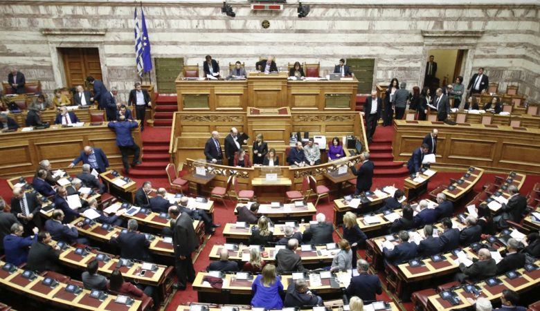 Εθνική ομοψυχία στη Βουλή απέναντι στη τουρκική προκλητικότητα