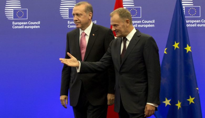 Ξεκίνησε η «δύσκολη» συνάντηση Ερντογάν με Γιούνκερ και Τουσκ