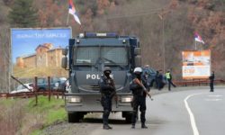 Τύμπανα πολέμου στο Κόσοβο, συνελήφθη Σέρβος αξιωματούχος