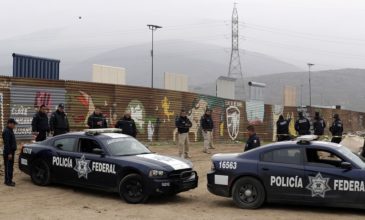 Δεκαπέντε πτώματα σε εγκαταλελειμμένο φορτηγάκι στο Μεξικό
