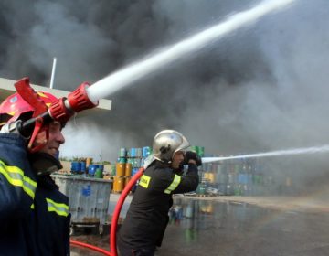 Τραγωδία στο Ηράκλειο: Νεκρός άνδρας σε πυρκαγιά σε αντιπροσωπεία αυτοκινήτων