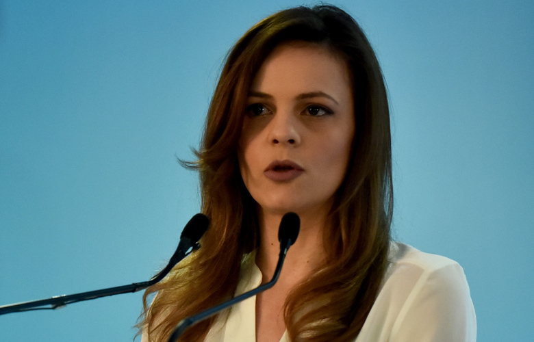 ÎÏÏÏιÏγλοÏ
: ΥλοÏοιήÏαμε κοÏÏ
ÏÎ±Î¯ÎµÏ Î¼ÎµÏαÏÏÏ
θμίÏÎµÎ¹Ï ÏοÏ
ÏÏÎÏει να ÏÏ
νεÏιÏÏοÏν