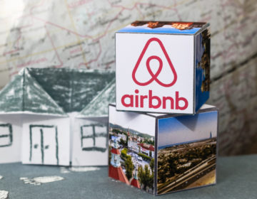 Ρεκόρ σε κρατήσεις Airbnb στη χώρα – Πόσο κοστίζει και ποιο είναι ακριβότερο μέρος