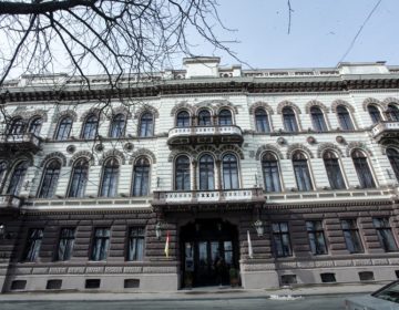 Αποκατάσταση της παροχής ηλεκτρικής ενέργειας μετά από ρωσικό βομβαρδισμό στην Οδησσό