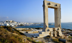 Στους 5 ιδανικούς οικογενειακούς προορισμούς της Ελλάδας η Νάξος σύμφωνα με την Daily Telegraph