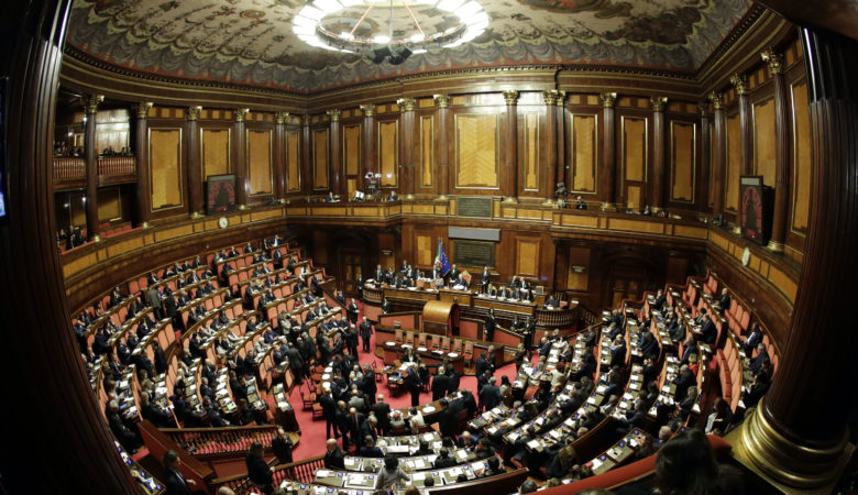 «Αγώνας δρόμου» για τον σχηματισμό κυβέρνησης στην Ιταλία