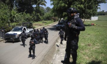 Ματωμένη γιορτή στο Μεξικό: Οι αρχές βρήκαν 11 πτώματα, ανάμεσά τους 6 εφήβων