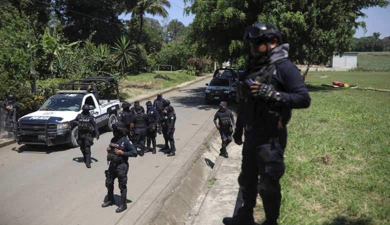 Ματωμένη γιορτή στο Μεξικό: Οι αρχές βρήκαν 11 πτώματα, ανάμεσά τους 6 εφήβων