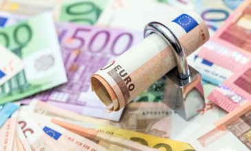 354 εκατ. ευρώ πάνω από τον στόχο τα έσοδα του κράτους