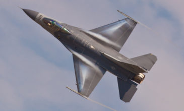 Τι συμβαίνει με τα πολεμικά αεροσκάφη των ΗΠΑ; F-16 κατέπεσε στο Λας Βέγκας