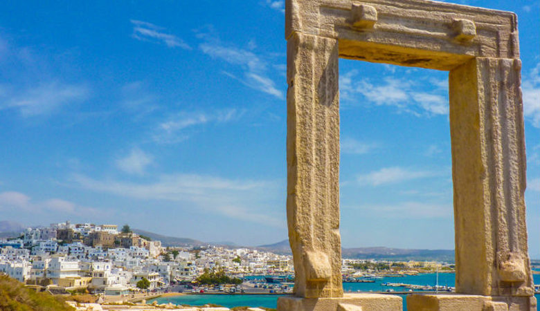 Τουρίστας σήκωσε αρχαίο μάρμαρο στον αρχαιολογικό χώρο της Πορτάρας Νάξου – Προσωρινή περίφραξη του μνημείου