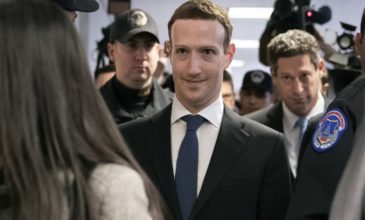 Σε Βρυξέλλες και Παρίσι ο Mr Facebook μετά το σκάνδαλο