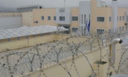 Κρατούμενος στις φυλακές Δομοκού έκρυβε ναρκωτικά σε… βούρτσα χτενίσματος