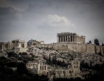 Τρεις συλλήψεις για επίθεση σε 14χρονη στην Ακρόπολη