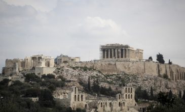 ΝYT:Η Ευρώπη θέλει να προβάλει ότι «η Ελλάδα επέστρεψε»