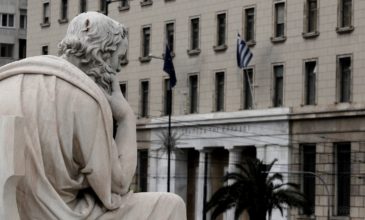 «Η Ελλάδα του 2019 αλλάζει σελίδα, έχοντας αφήσει πίσω της τα μνημόνια»