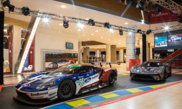 To Ford GT στην Ελλάδα, ένα αγωνιστικό και ένα «νορμάλ» Ford GT στο The Mall