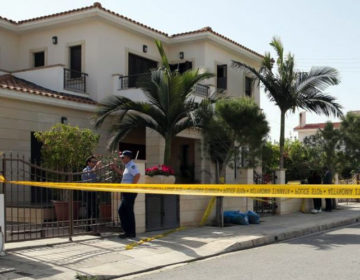 Πιτζάμα με αίμα βρέθηκε στο σπίτι του δολοφονημένου ζεύγους στην Κύπρο