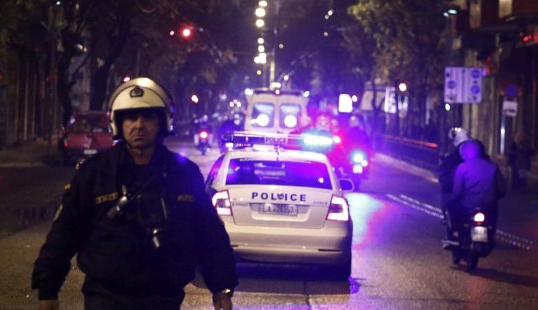Χτύπησαν και λήστεψαν 38χρονο στο κέντρο της Θεσσαλονίκης
