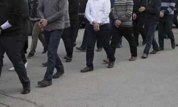 Εντάλματα σύλληψης σε βάρος 100 στρατιωτικών για γκιουλενισμό