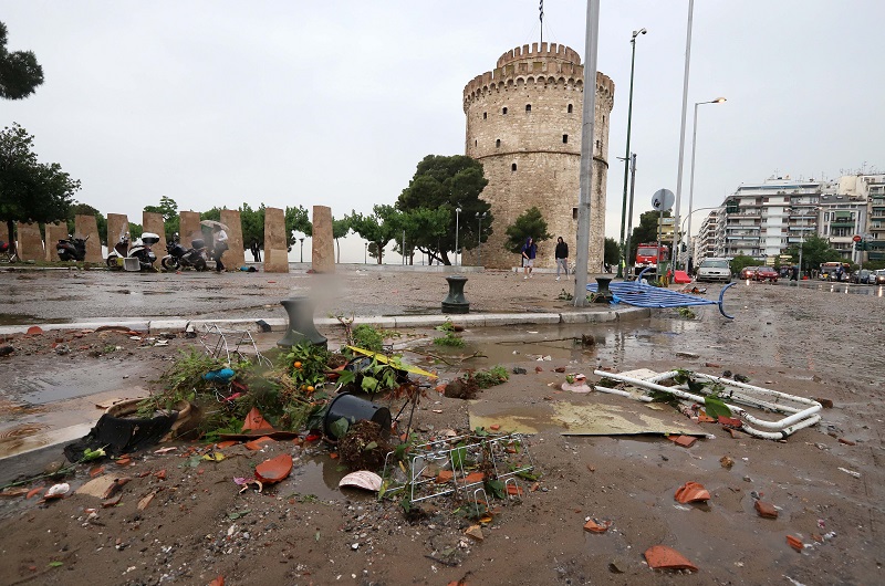 ÎαÏαÏÏÏοÏÎÏ ÎºÎ±Î¹ ÏÏοβλήμαÏα αÏÏ Ïην κακοκαιÏία ÏÏη ÎεÏÏαλονίκη